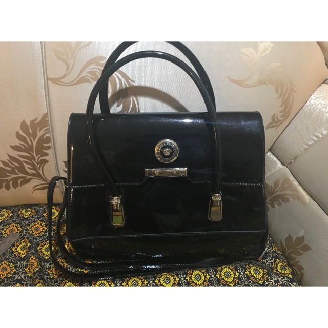 Preloved Tas Versace