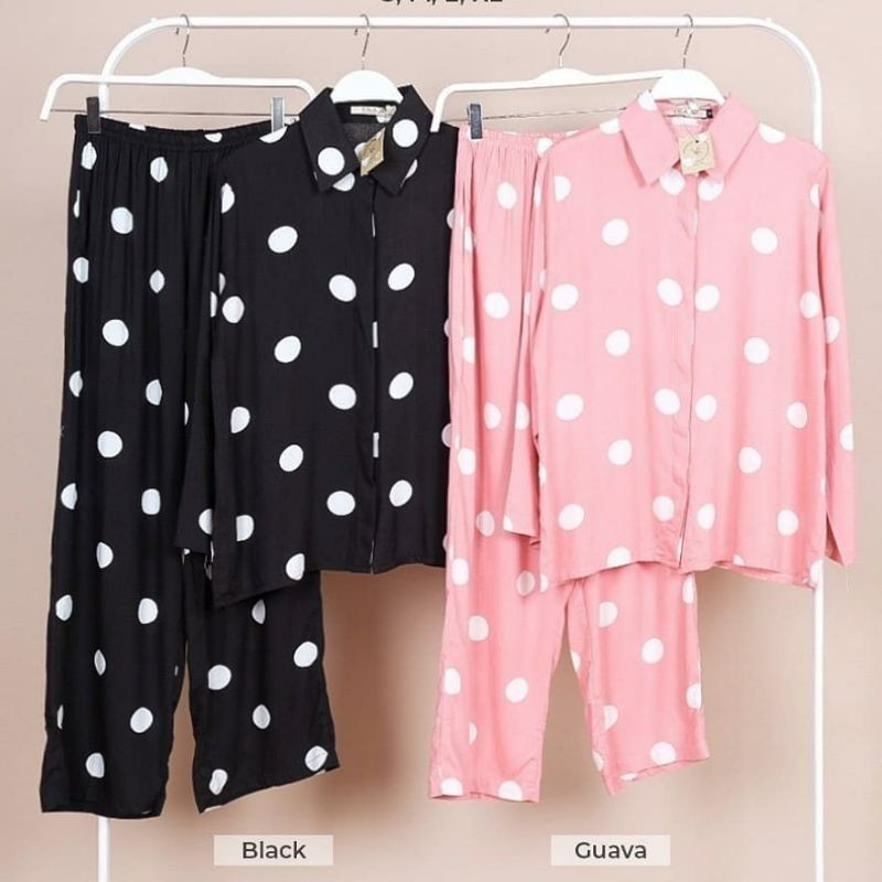Grosir dan Ecer Baju Setelan Wanita Fin One Set