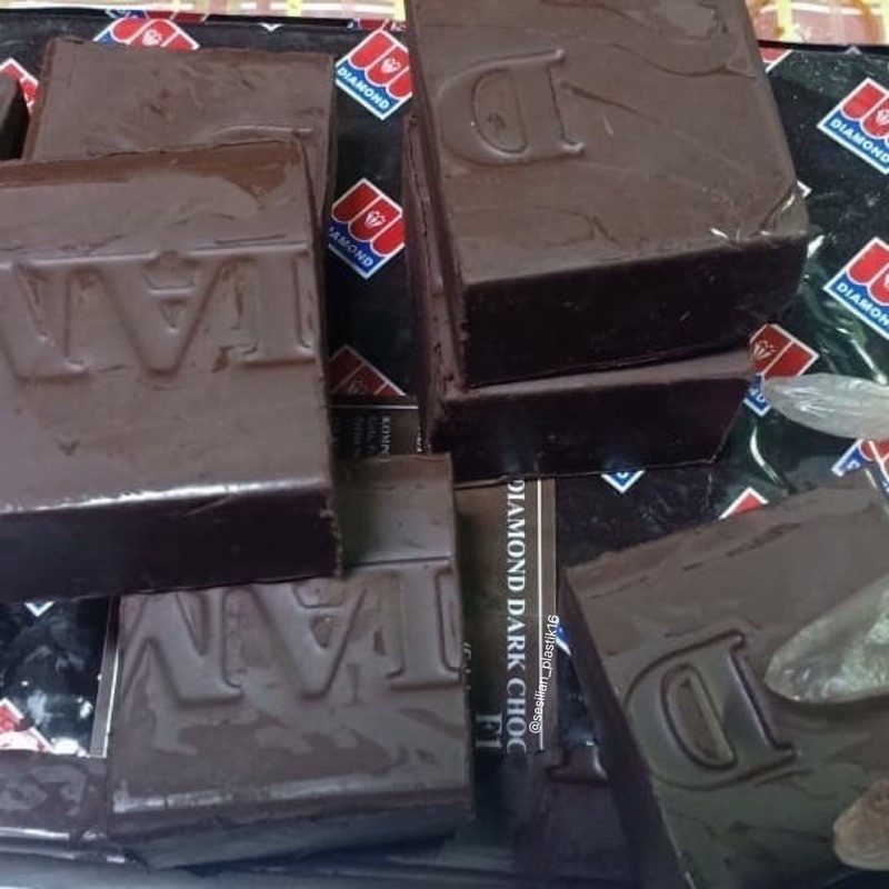 

coklat blok diamond 250gr repack