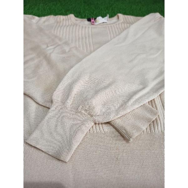 Atasan rajut lengan balon