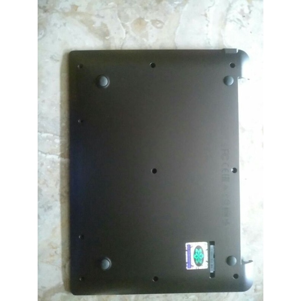 BOTTOMCASE / COVER HDD ACER SWITCH ONE 10