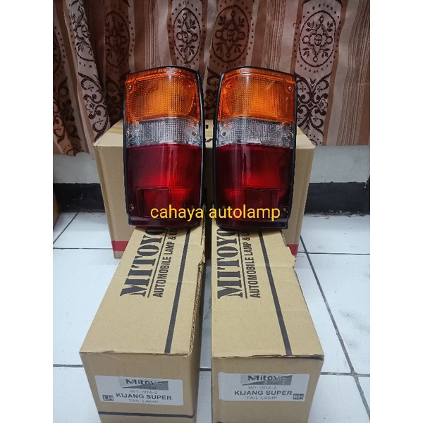 Lampu Rem Belakang (Stop Lamp Assy) Kijang Super Tahun 1987 , 1988 , 1989 , 1990 , 1991  sepasang