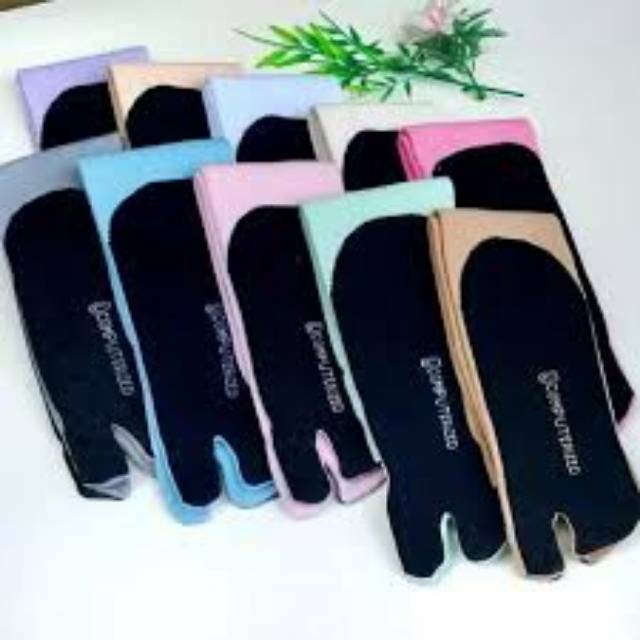Kaos Kaki  kaus kaki hijab kaos kaki muslim kaos kaki murah kaos kaki jempol kaos kaki nylon