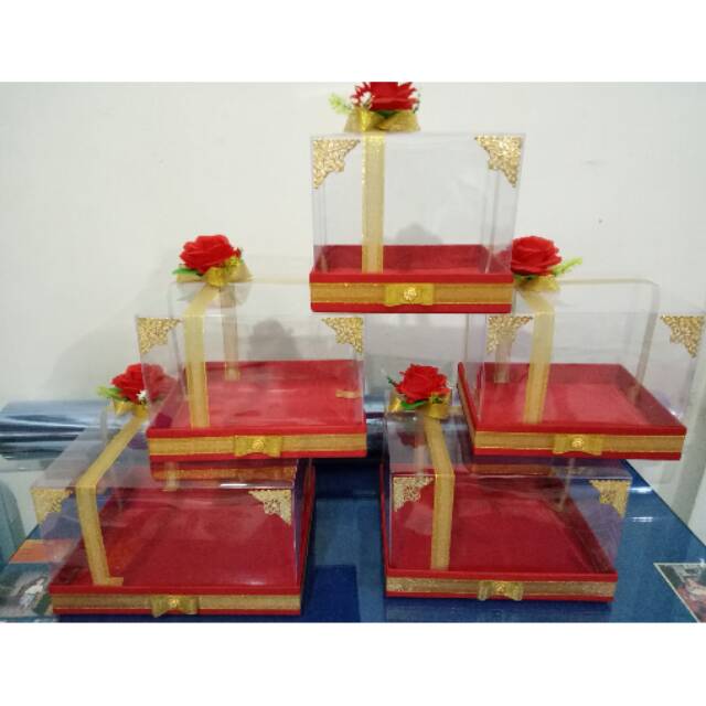 

Kotak hantaran merah pita isi 5 box