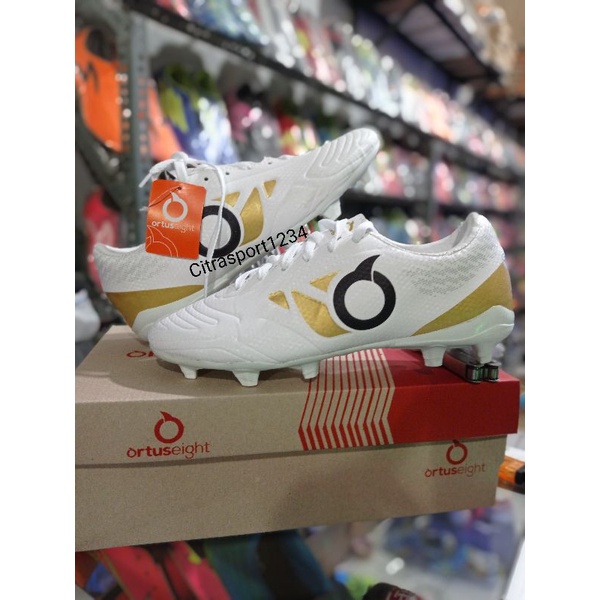 spatu bola ortuseight grade ori ( bisa cod )
