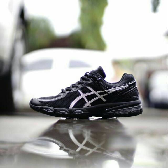 Sepatu Asics Gel Kayano 22