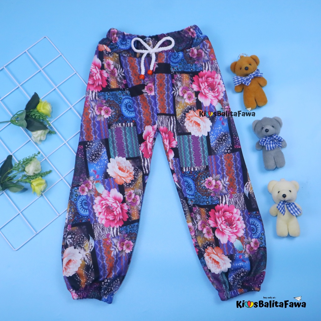 Jogger Bunga uk 5-6 Tahun / Joger Pants Scuba Premium Celana Panjang Anak Perempuan Import Kembang