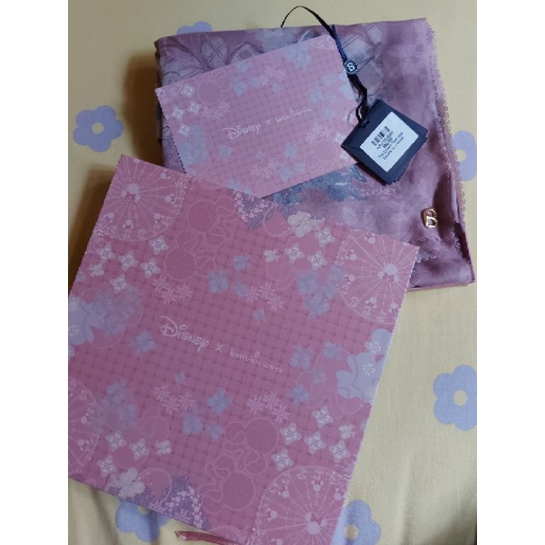 Preloved Buttonscarves x Disney Dream Park XL Sweet Pink