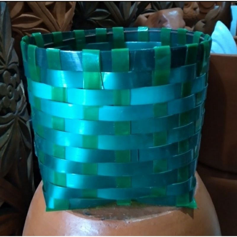 Pot Anyam Plastik Handmade