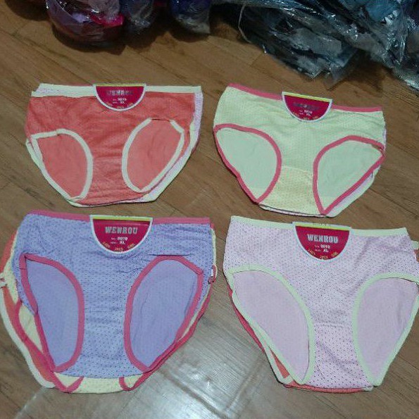 Celana Dalam CD Wanita Perempuan Bahan Katun Motif Bintik Melar dan Menyerap Keringat Ecer Harga