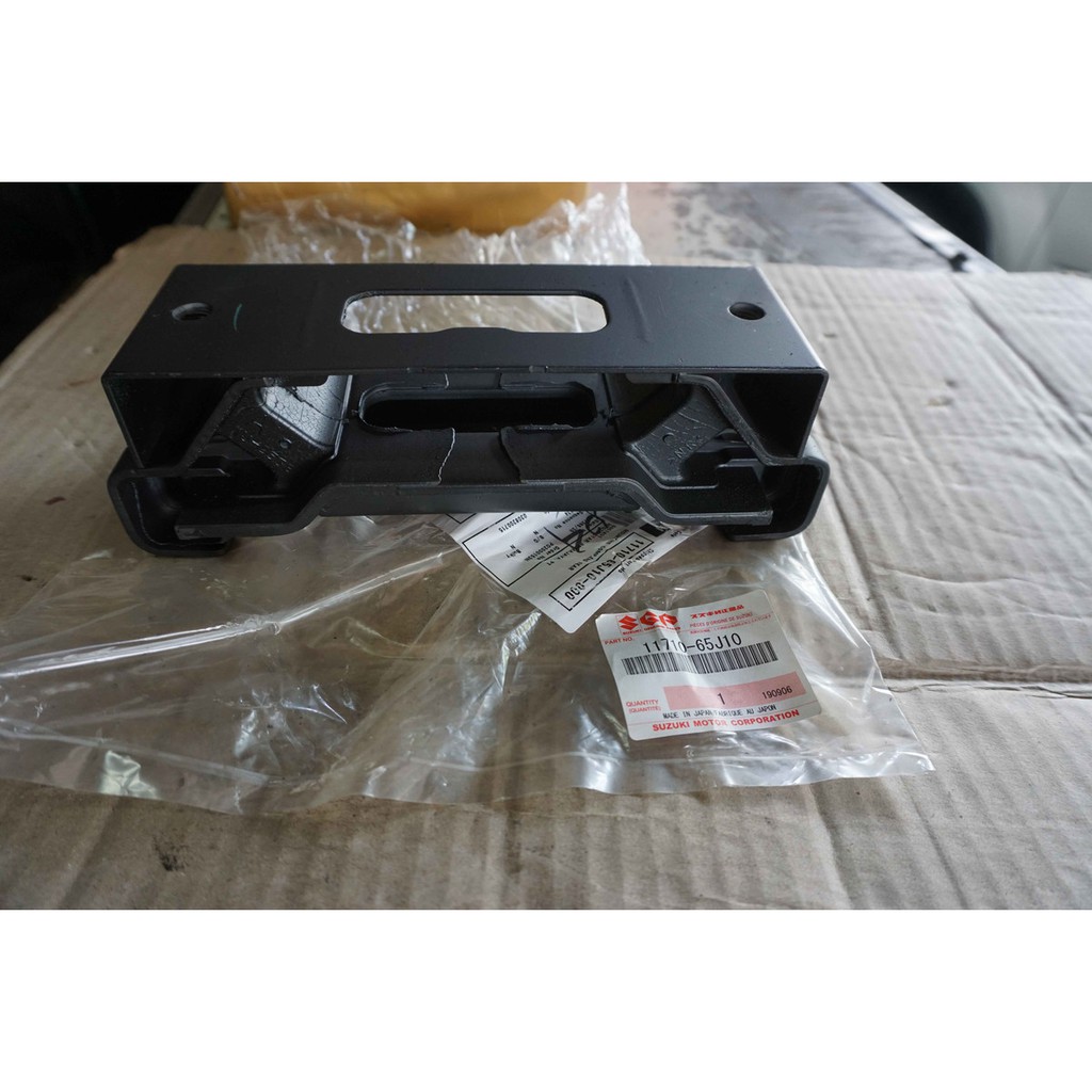 Engine Mounting Belakang Suzuki Grand Vitara 2.0 2.4 ASLI SGP!