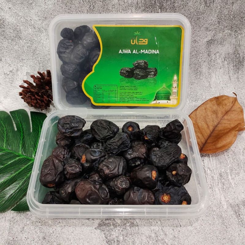 

kurma ajwa madinah premium kemasan terbaru 400gram