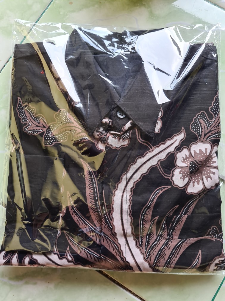 Kemeja/hem Batik Solo Bahan Katun Halus Lapis Furing