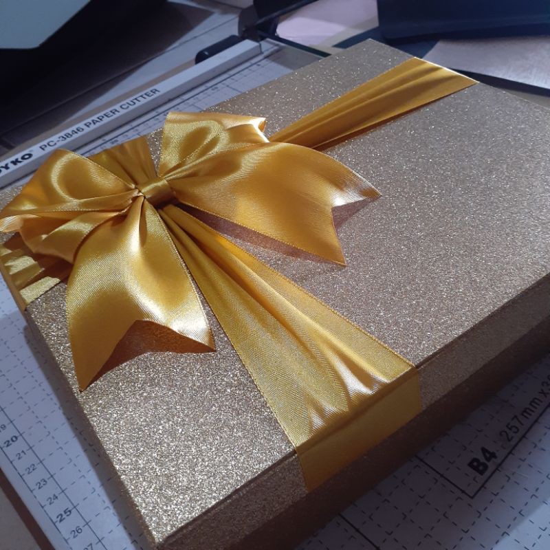 GIFTBOX CANTIK WARNA KUNING GOLD EMAS HARDBOX KOTAK KADO HADIAH ISTIMEWA