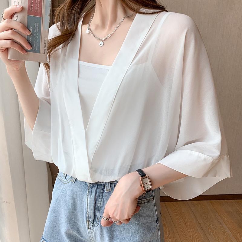 Basicn id fashion COD Outer  Model Batwing Alena Crop ceruty