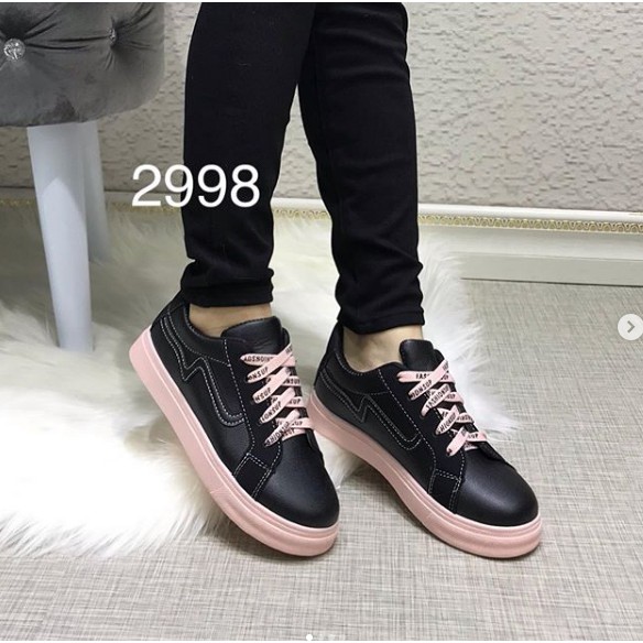 Sepatu Sneakers 2998