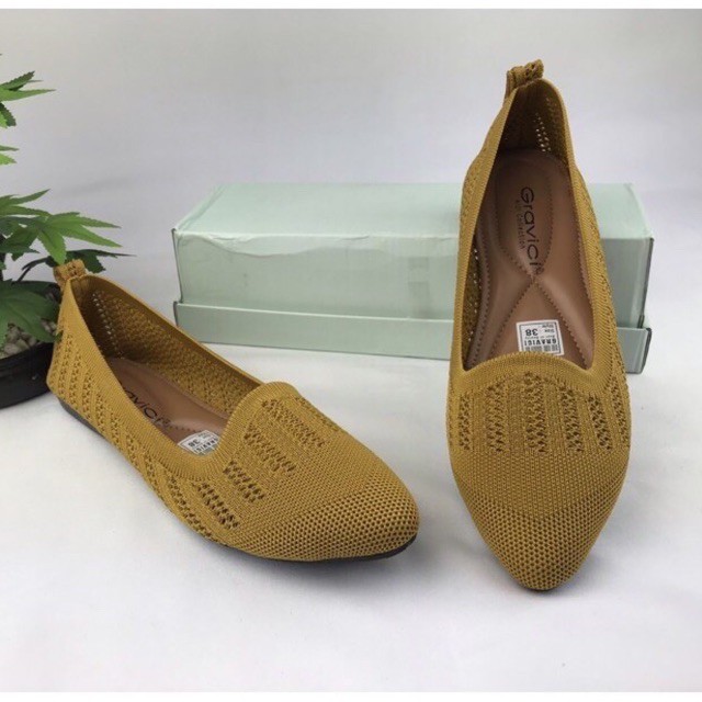 Sepatu Flat Wanita Slip On Bahan Rajut Import DO-11 GRAVICI