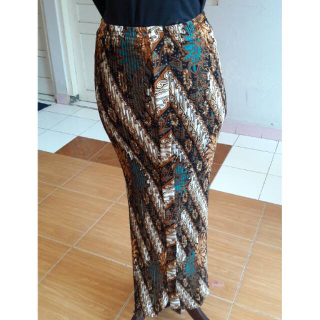 Rok jarit wiru batik lipit