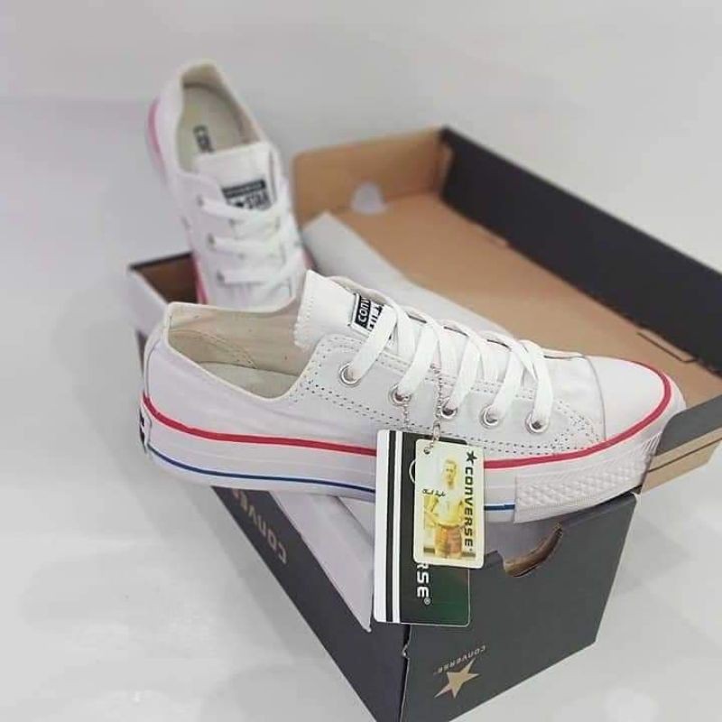 sepatu Converse putih