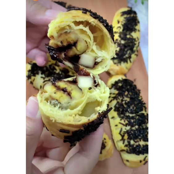 

PISANG BOLEN LILIT