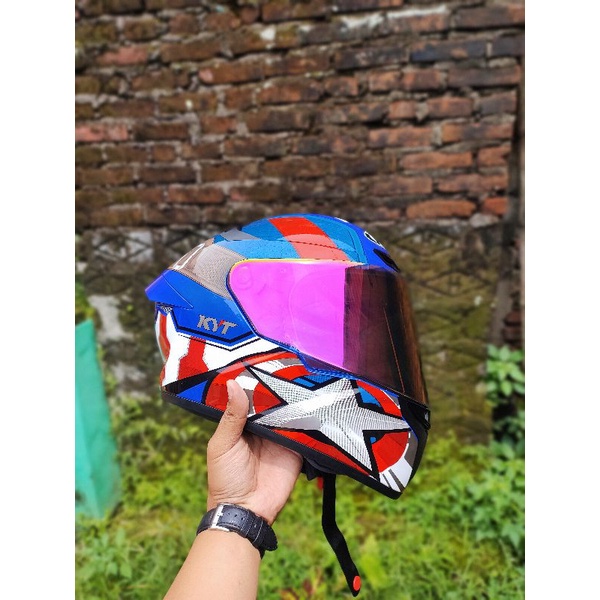 KYT TT COURSE CAPTAIN AMERIKA LIMITED EDITION