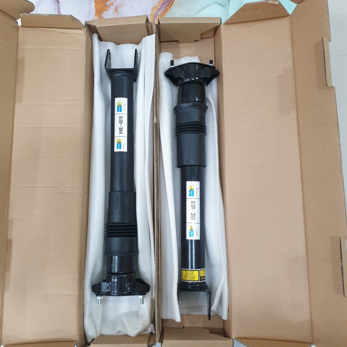 shock breaker belakang mercedes benz W251 R300 R500 shock mercy W251