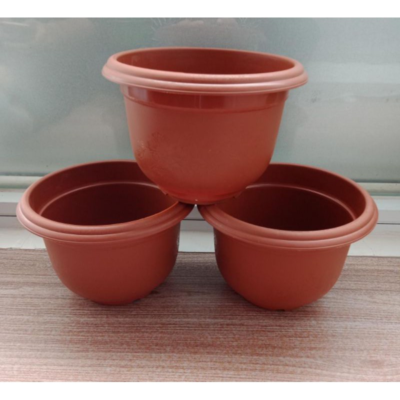 Pot Bunga Plastik Ukuran 18 Warna Coklat