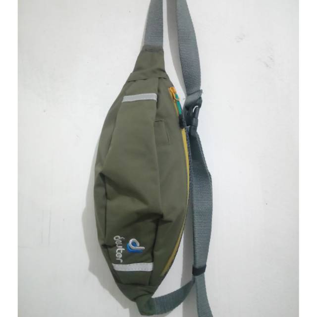 Deuter sling bag
