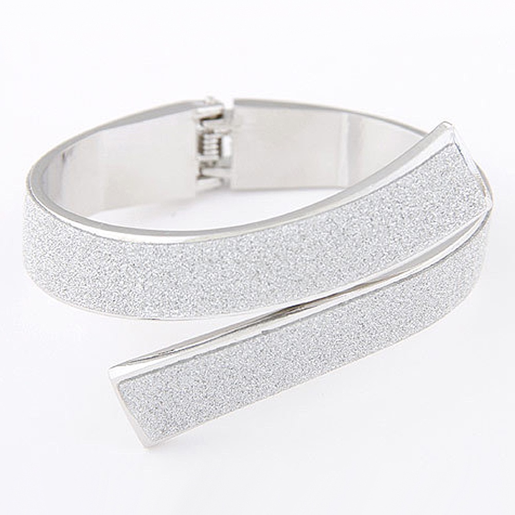 Hu Hu Hu Hu Hu Alat Bantu Pasang Kacamata♡ Gelang Bangle Open Cuff Desain Glitter Elegan Untuk Wanita