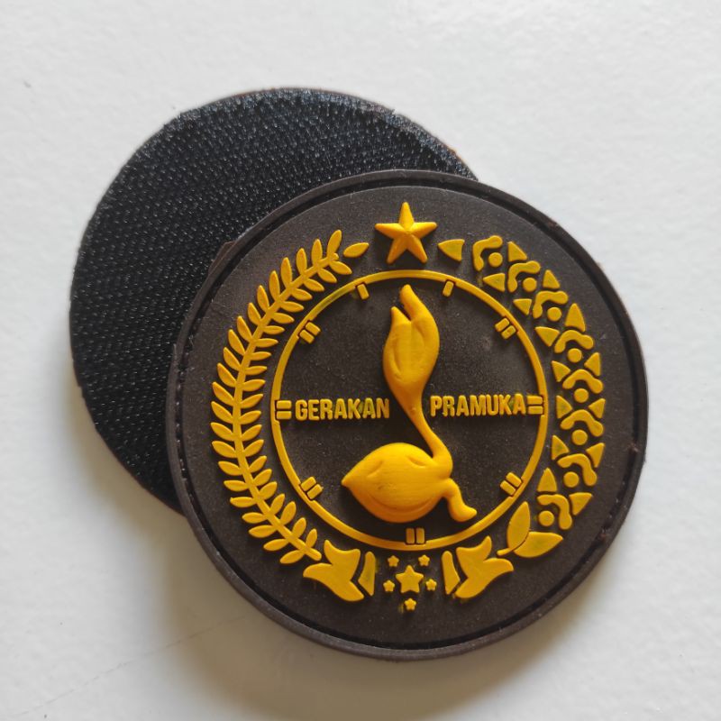 PATCH RUBBER LOGO PRAMUKA TUNAS KELAPA KITRI BULAT/TEMPELAN EMBLEM KARET VELCRO