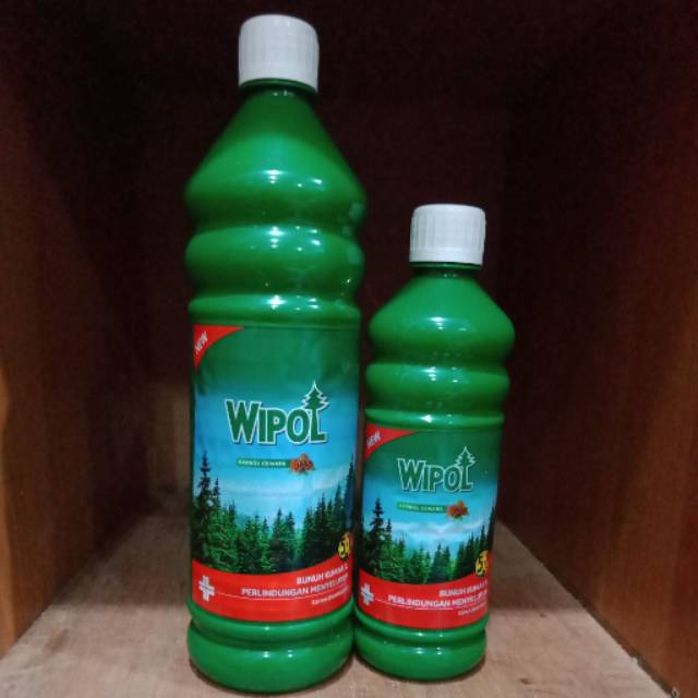 Wipol Karbol Cemara 750ml