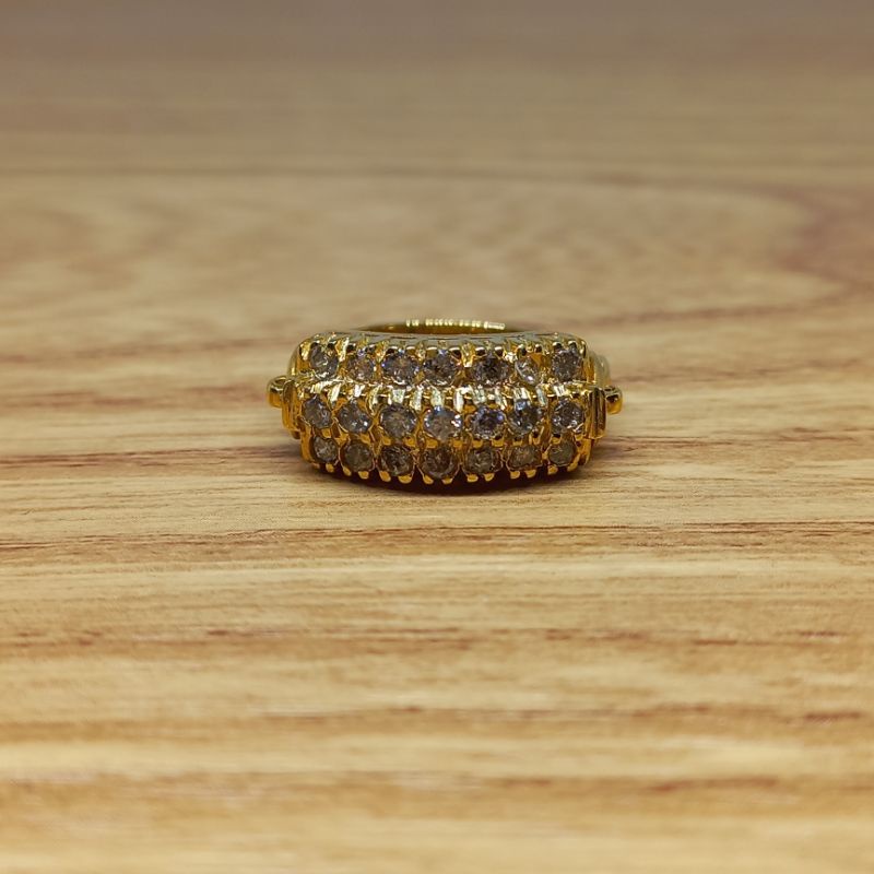 Cincin Emas Wanita Berlian Tangga Presiden