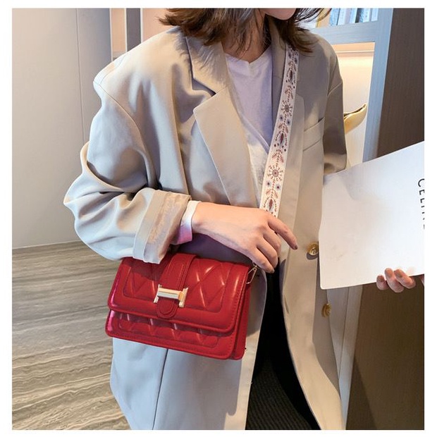 FT08 Fashion Tas Wanita selempang pendek dan panjang Merah maroon Elegan Bahu cewek trendi trendy