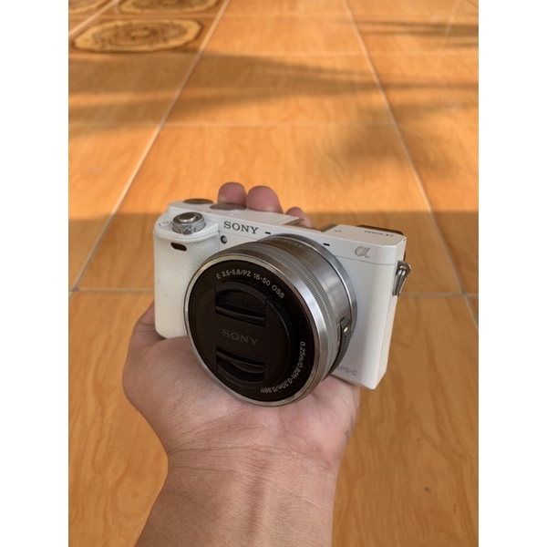 SONY A6000 PUTIH MULUS LIKE NEW