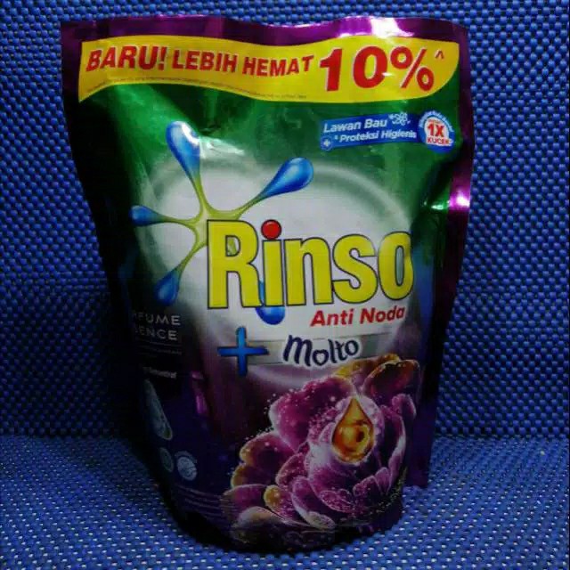 Rinso + Molto Parfume Essence 1.5l Detergen Cair 1.5l