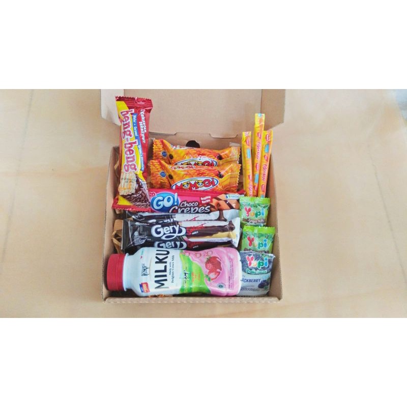 

Snack Box / Hampers Jajan / Bisa custom dan safe packing (SUDAH FREE KARTU UCAPAN) - 5