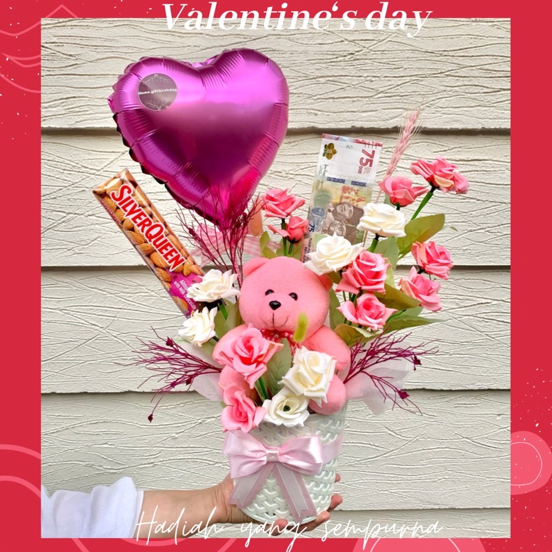 bucket bloom box uang 75.000, boneka, cokelat & bunga mawar (VALENTINE DAY)