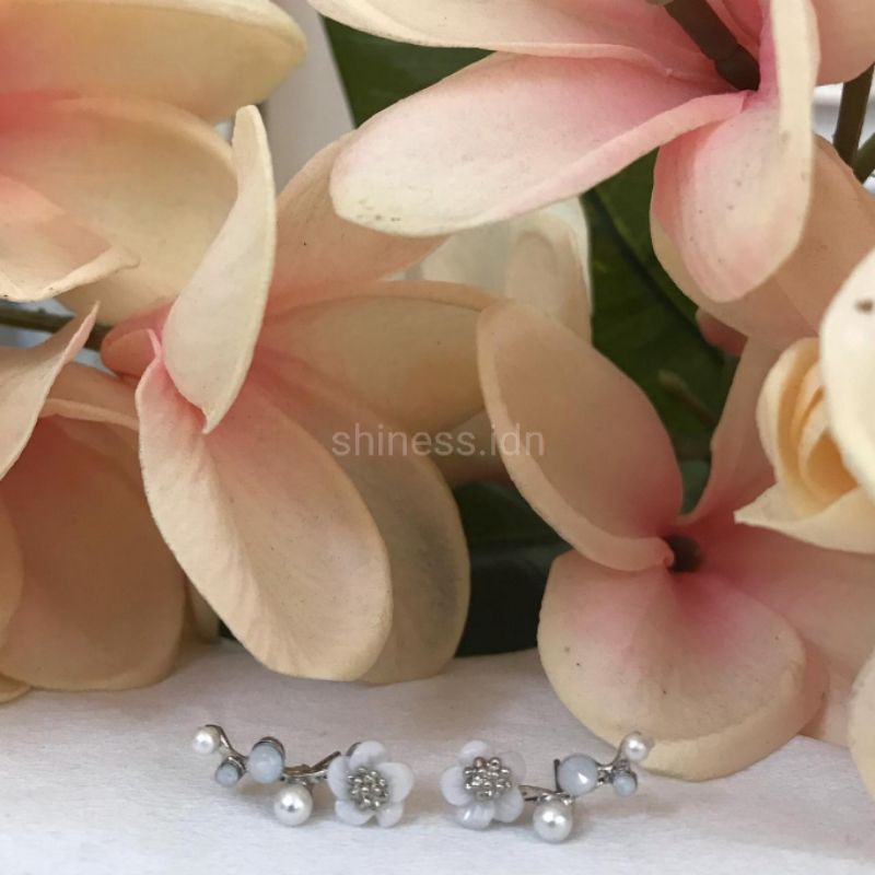 anting bunga korea simple