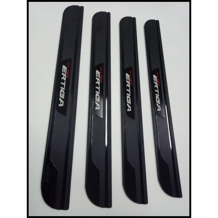 Sillplate Samping Suzuki Ertiga / Pelindung Bawah Pintu Mobil Ertiga