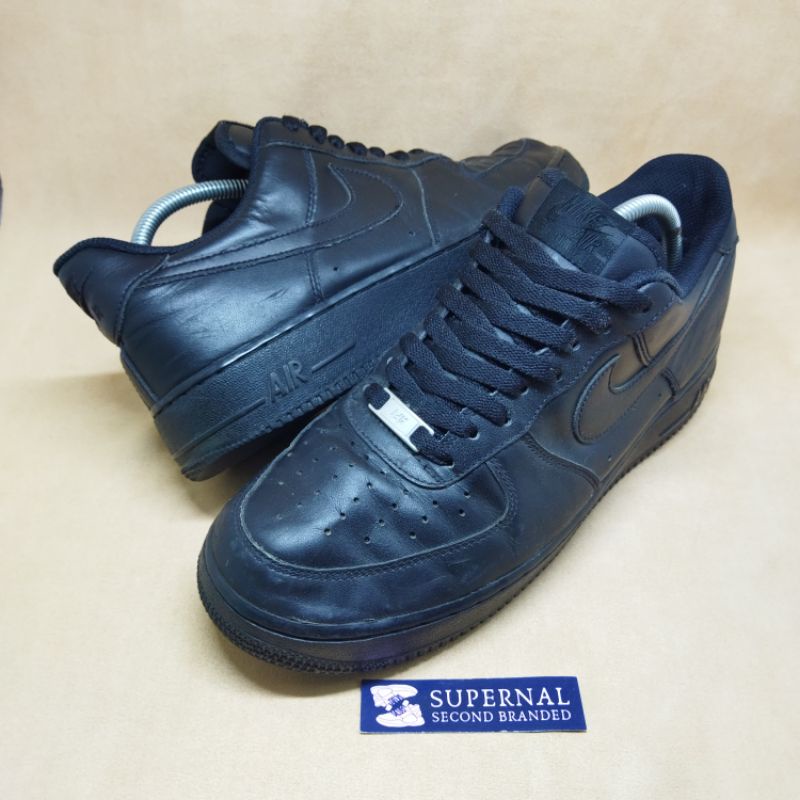 Nike Air Force 1 Triple Black Leather Second Like New size 43