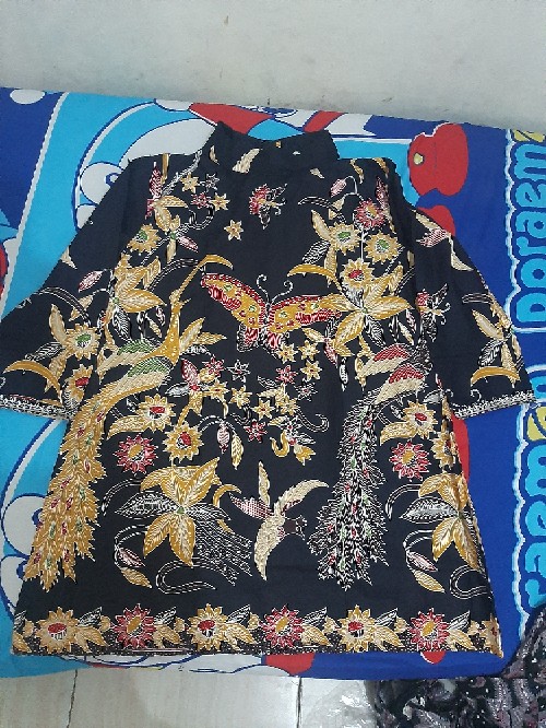Tunik Batik Wanita Motif Hitam Manis