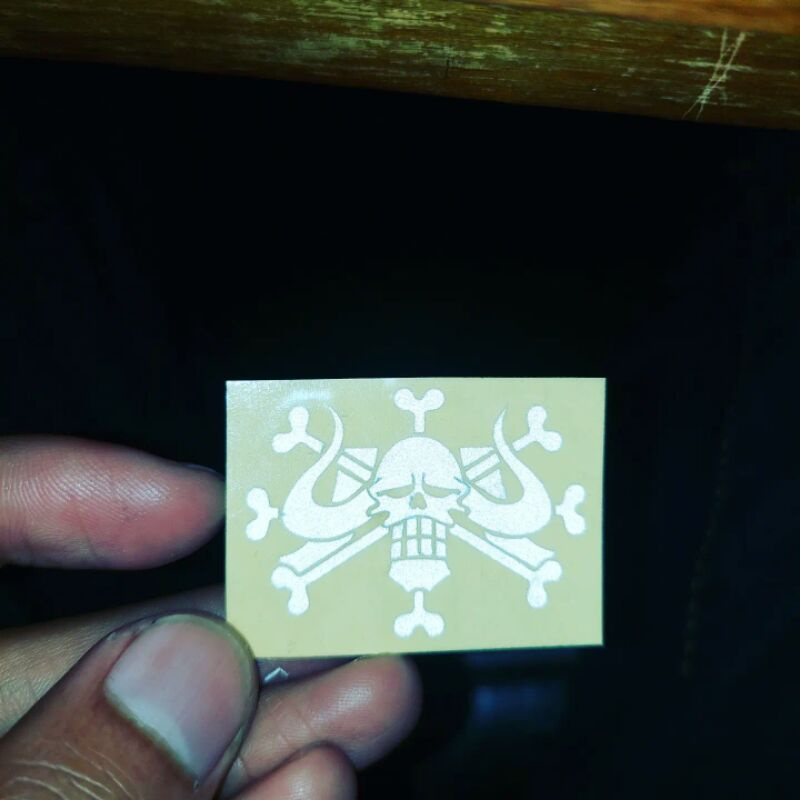 Sticker Cutting Logo Bajak Laut  Kaido One Piece  v.1 isi 1 pcs