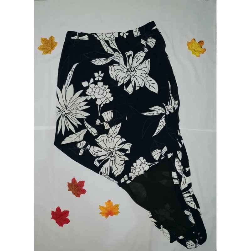 Rok span hitam motif