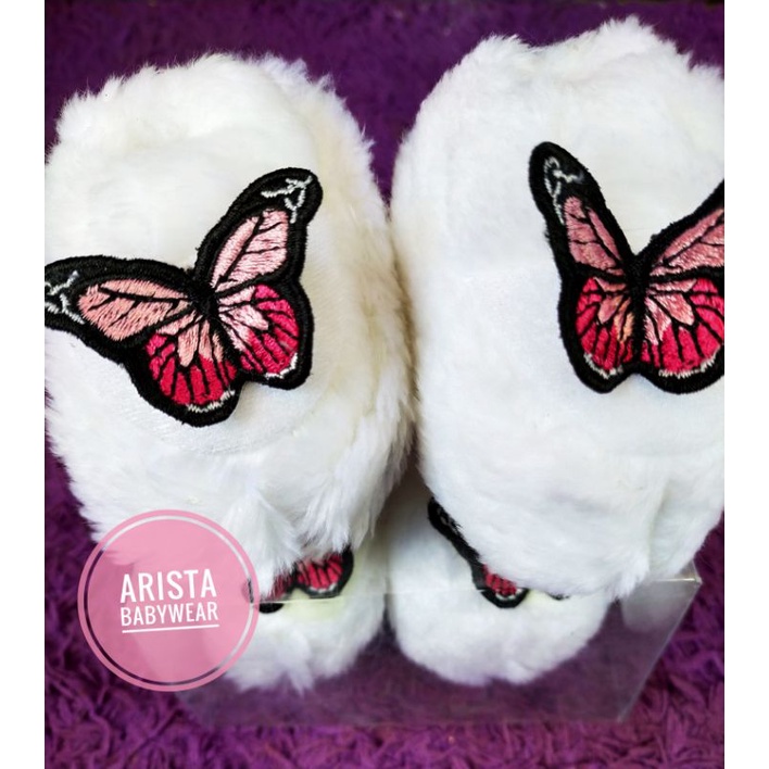 SEPATU BULU BAYI + BOX MIKA (RANDOM)