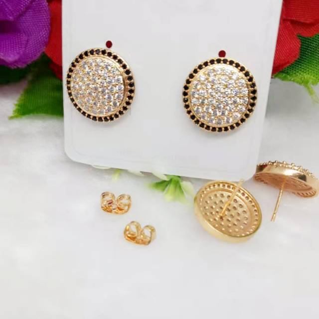 Anting-anting mata Hitam&amp;Putih-Putih polos