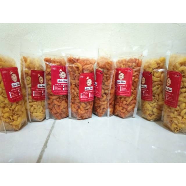 

Makaroni Ratu Kriuk 100gram murmer!!!