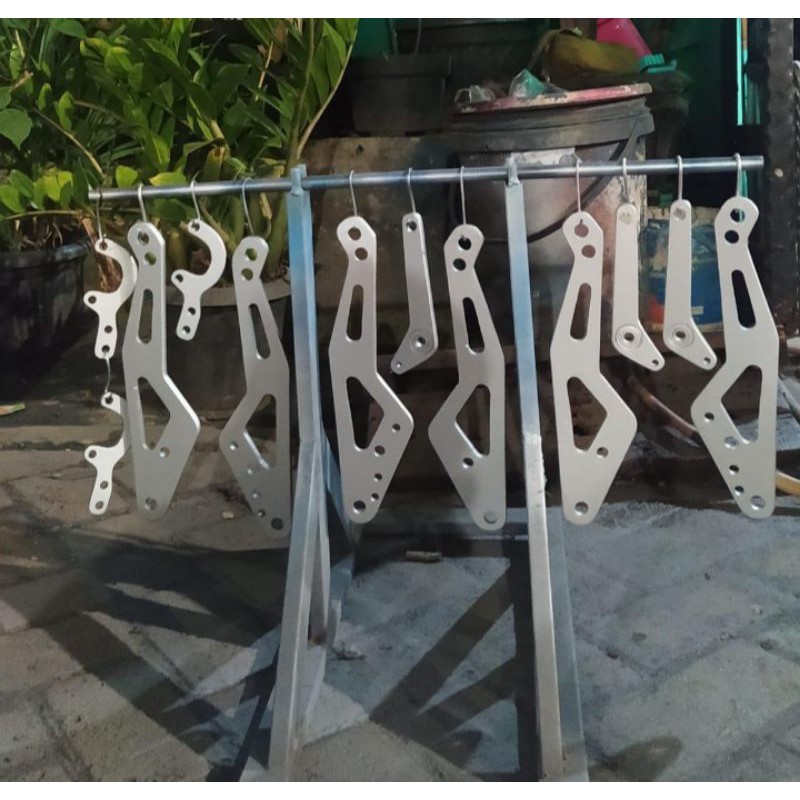 UNDERBONE CUSTOM satria fu karbu