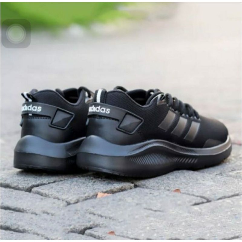 sepatu Adidas blackjack, sepatu running, sepatu sneaker pria, sepatu Adidas, sepatu olahraga pria