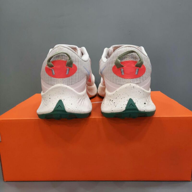 Nike pegasus trail 3 rose