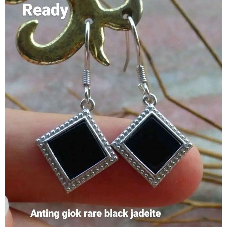 Anting Giok Jadeite Hitam Asli S925 Natural Grade A Bersertifikat (209)